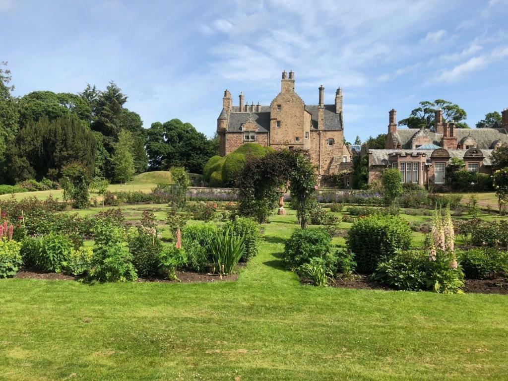Villa Luffness Castle Wing Aberlady Exterior foto